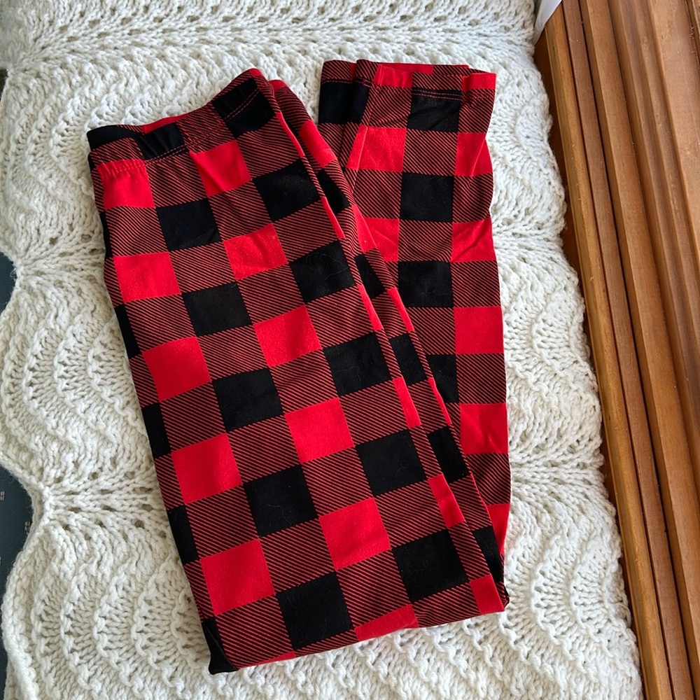 Cat & Jack XL Kids Plaid Red and Black Leggings